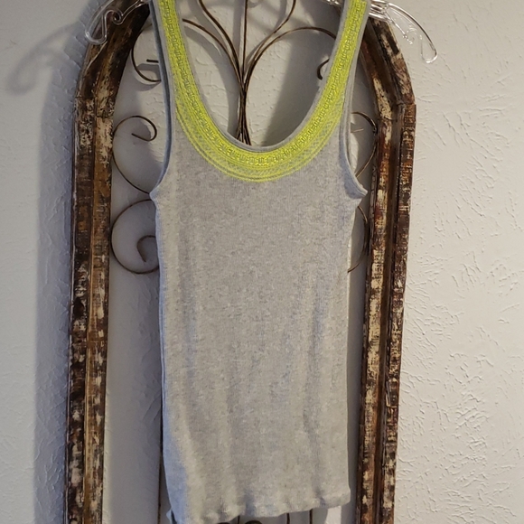 Top - Picture 1 of 3